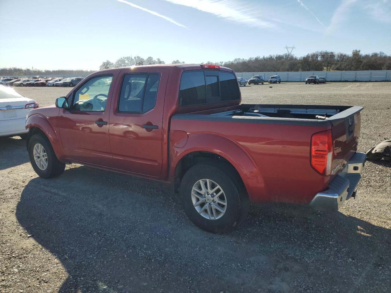 2015 Nissan Navara (Frontier) - Image 2