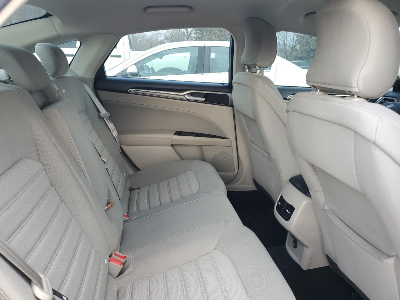 2018 Ford Fusion - Image 10