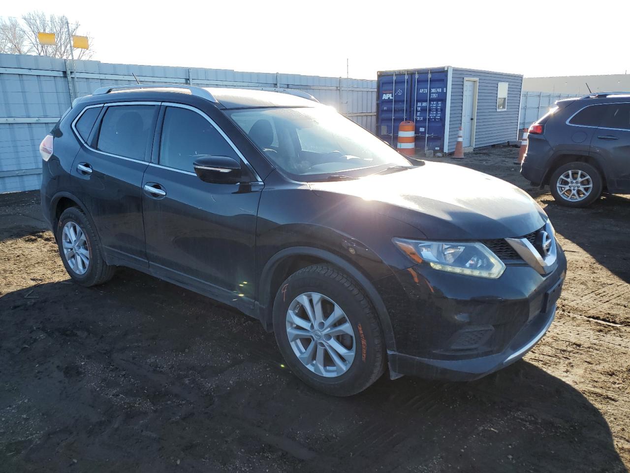 2015 Nissan Rogue - Image 4