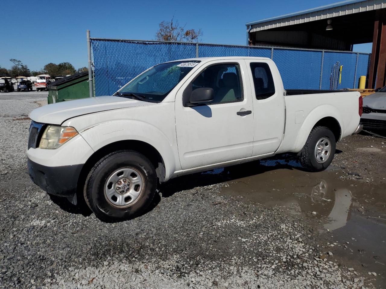 2014 Nissan Navara (Frontier) - Image 1