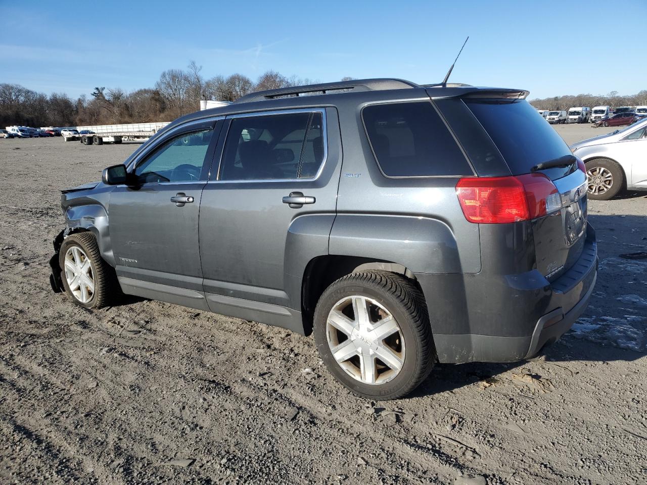 2011 GMC Terrain - Image 2