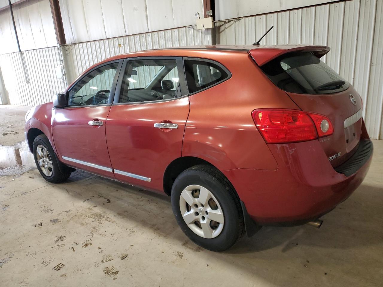 2011 Nissan Rogue - Image 2