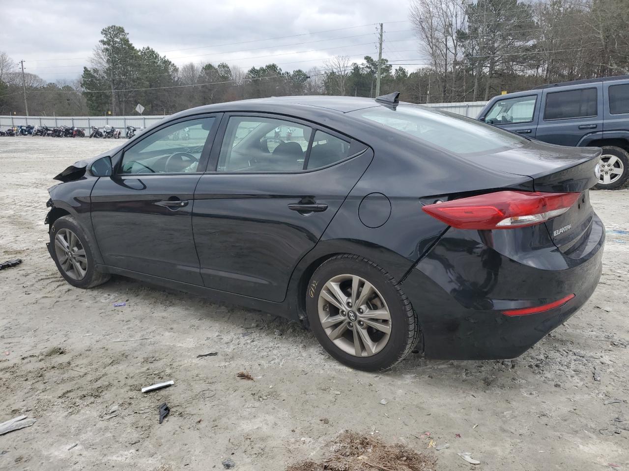 2018 Hyundai Elantra - Image 2