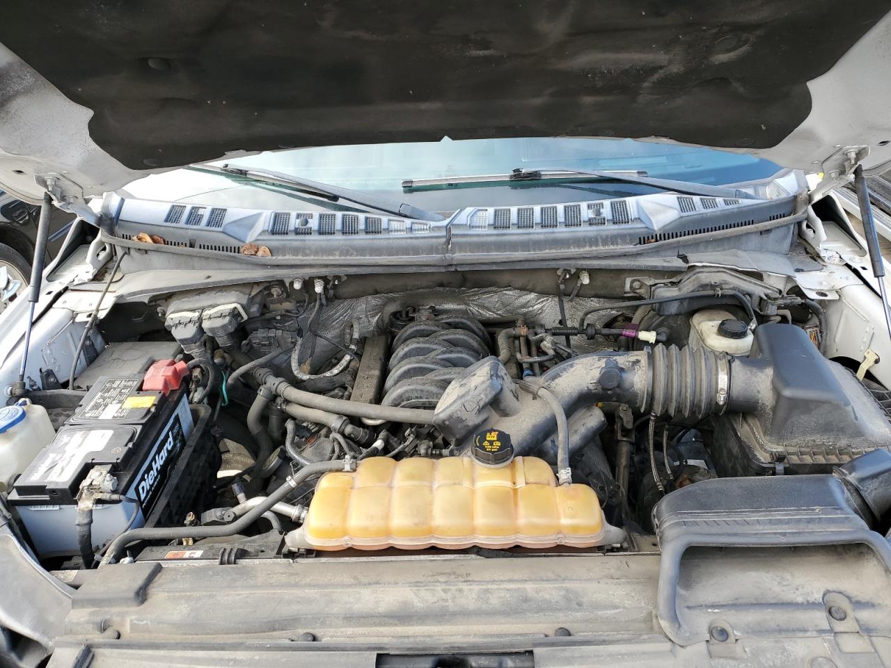 2015 Ford F-150 - Image 11