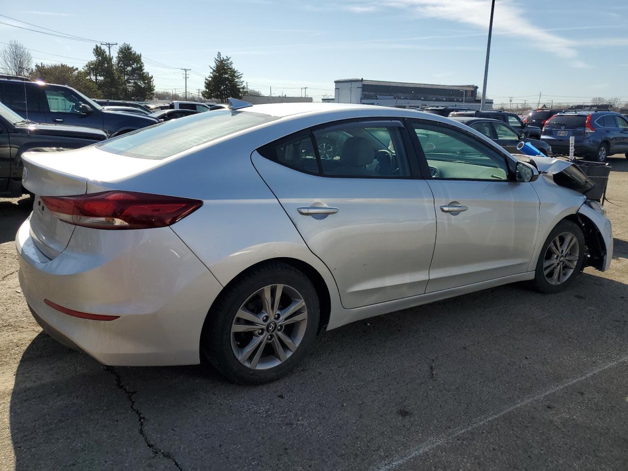 2018 Hyundai Elantra - Image 3