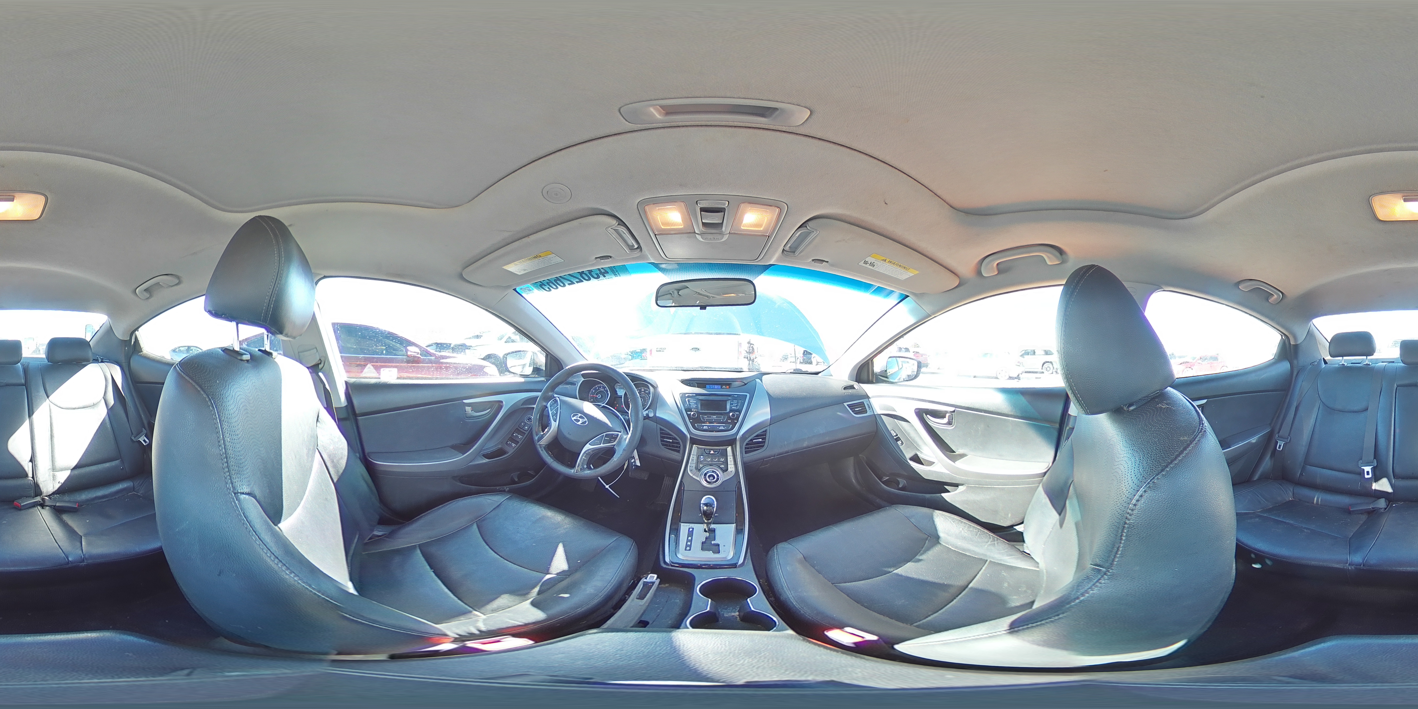 2013 Hyundai Elantra - Image 14