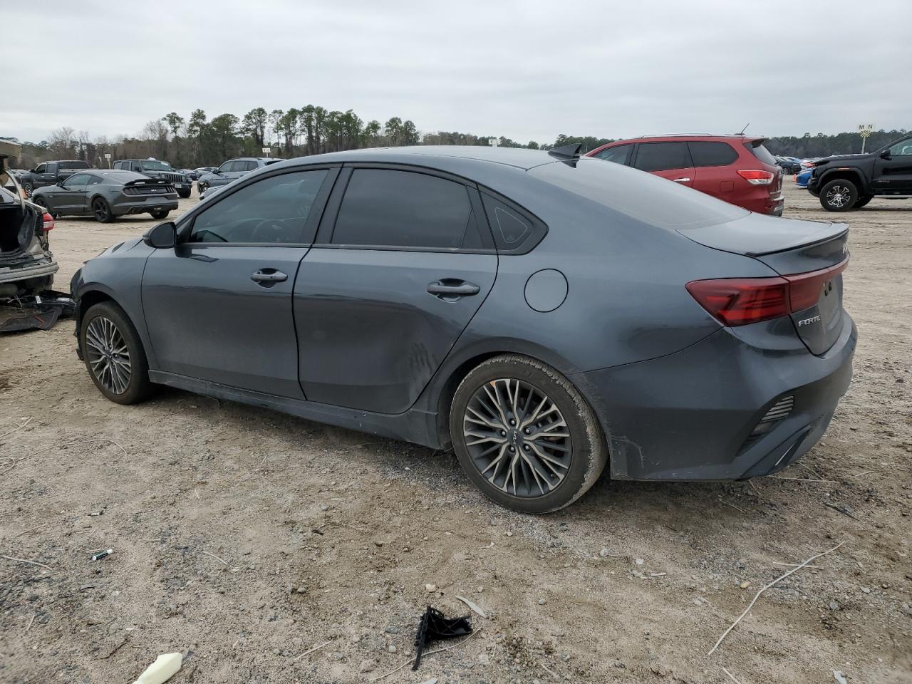 2023 Kia Forte - Image 2