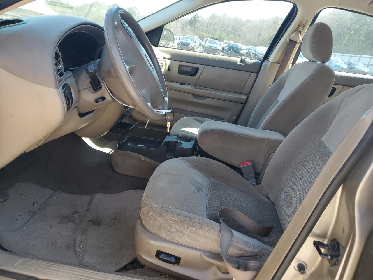 2003 Ford Taurus - Image 7