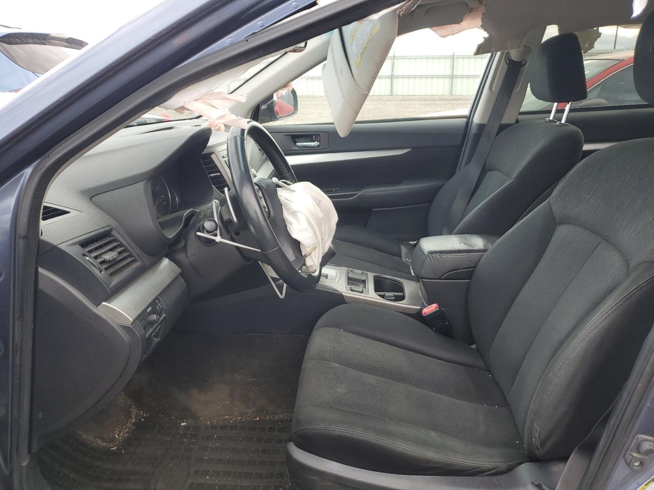 2013 Subaru Outback - Image 7