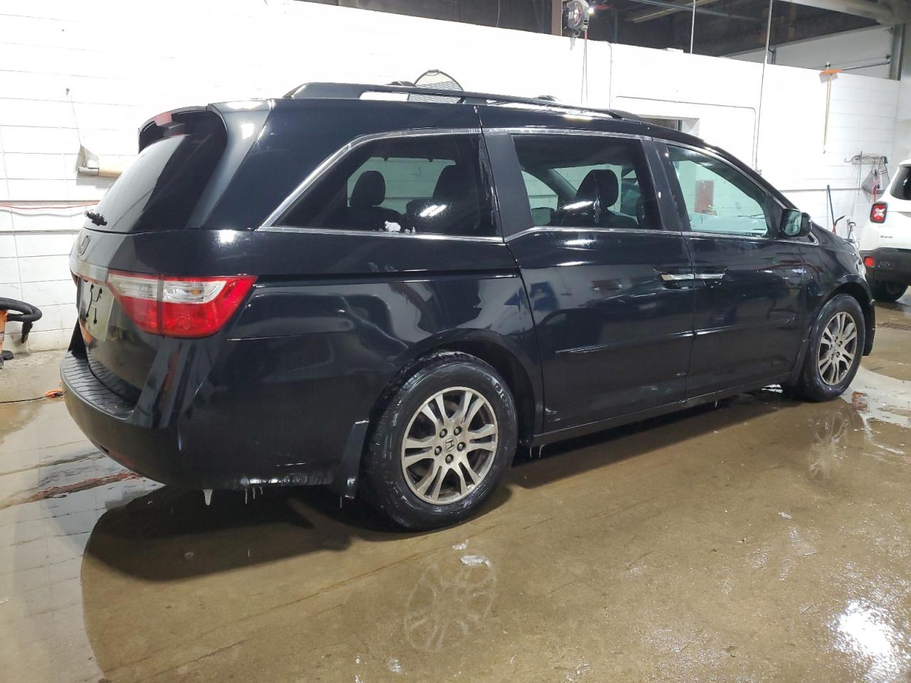 2012 Honda Odyssey - Image 3