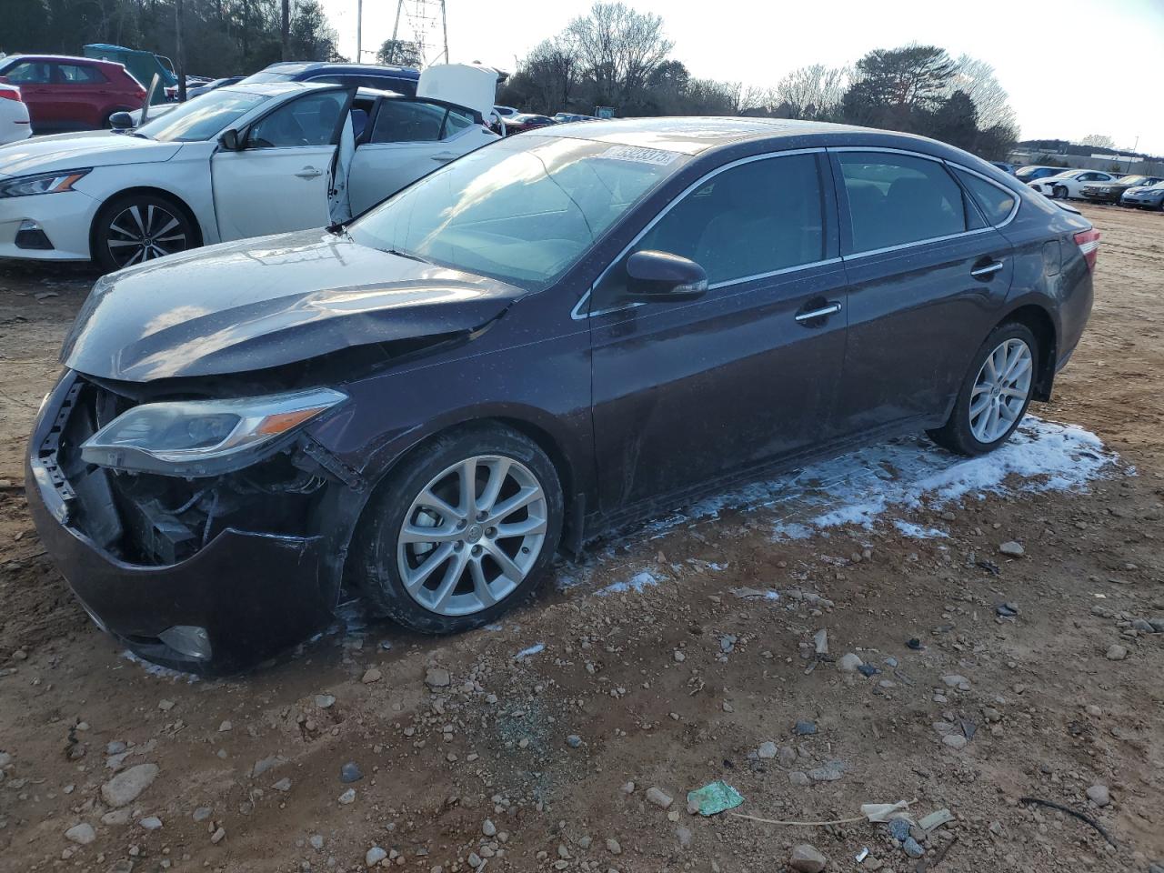 2013 Toyota Avalon - Image 1