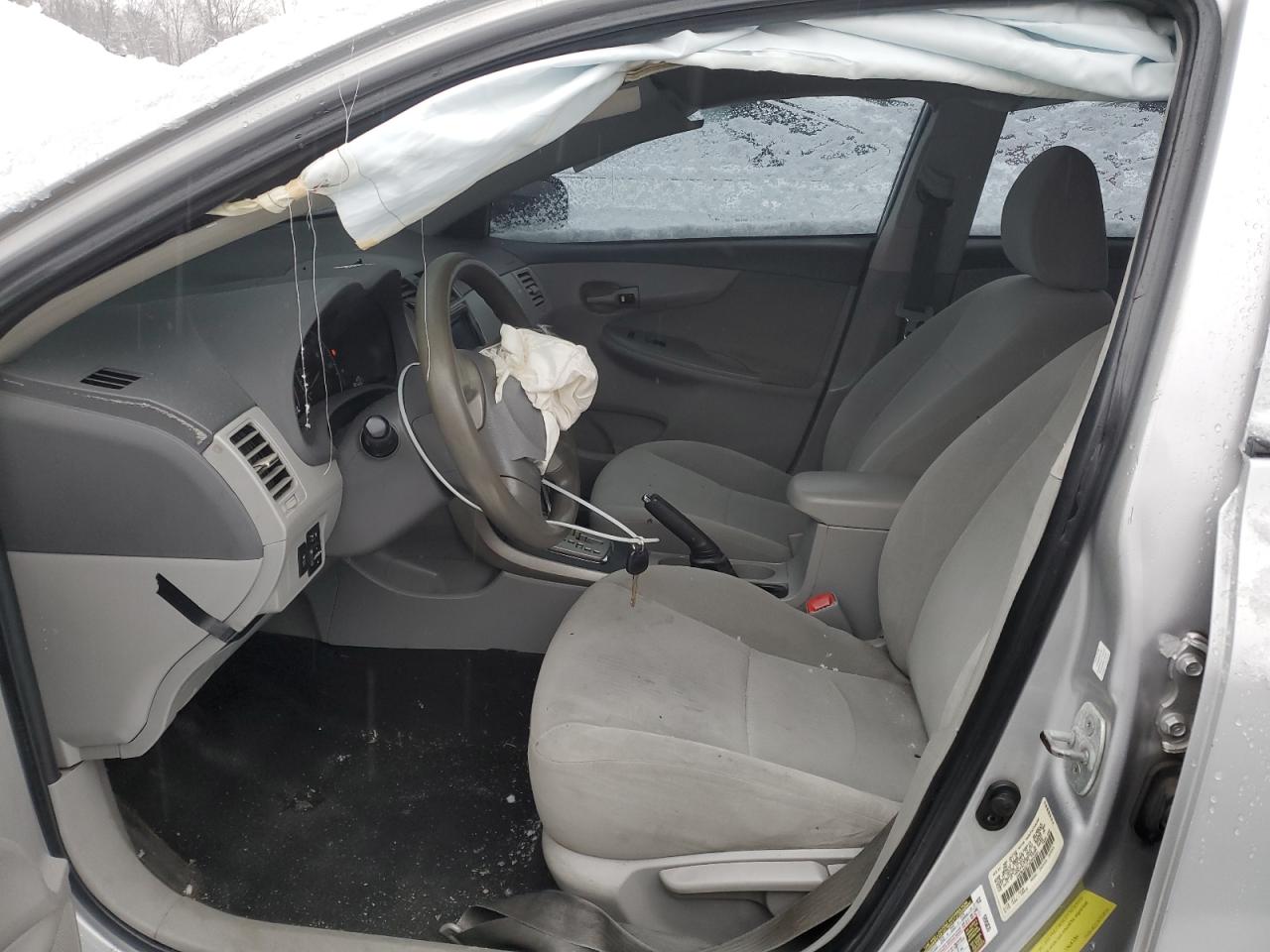 2010 Toyota Corolla - Image 7