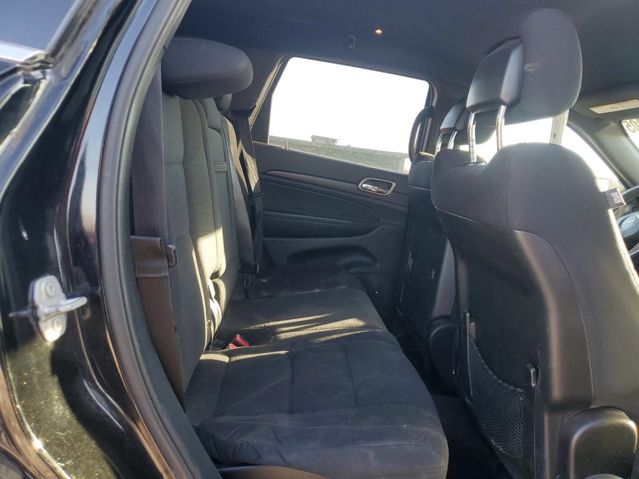 2017 Jeep Grand Cherokee - Image 11