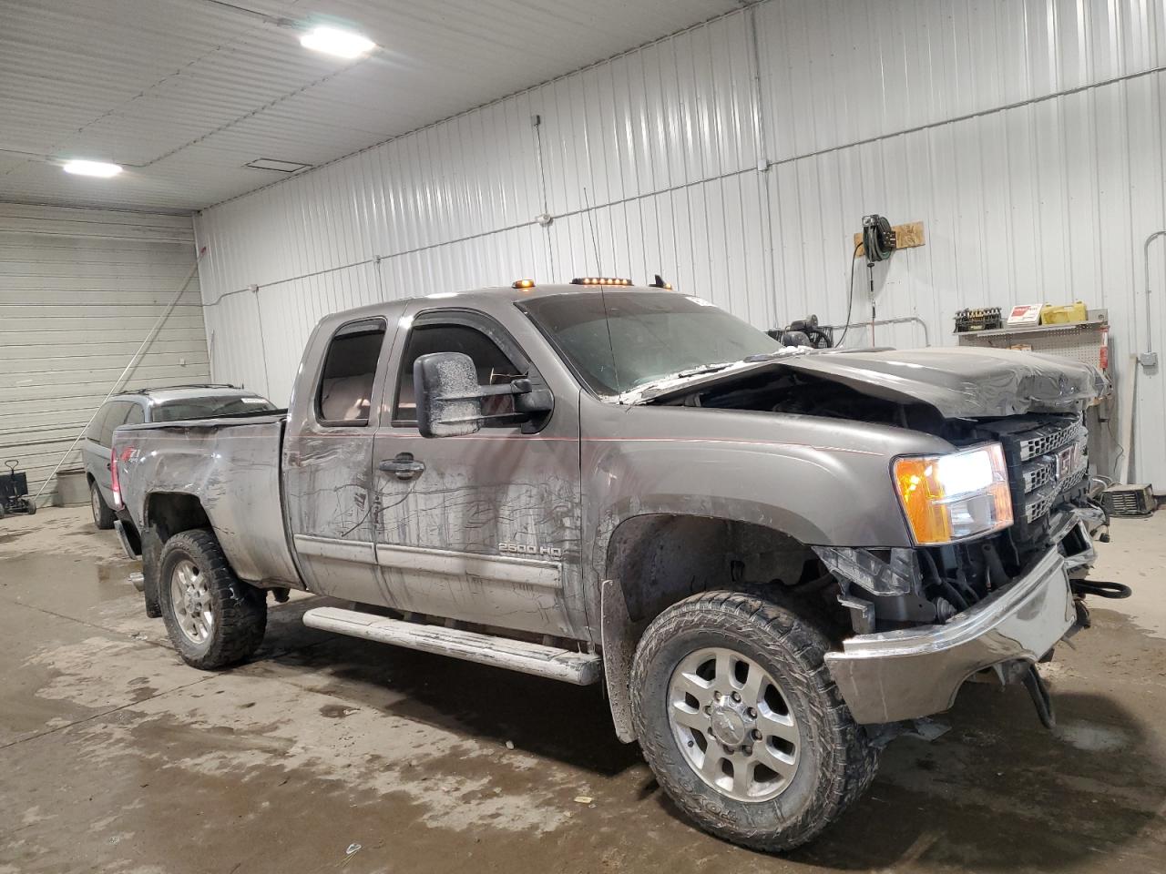 2013 GMC Sierra - Image 4