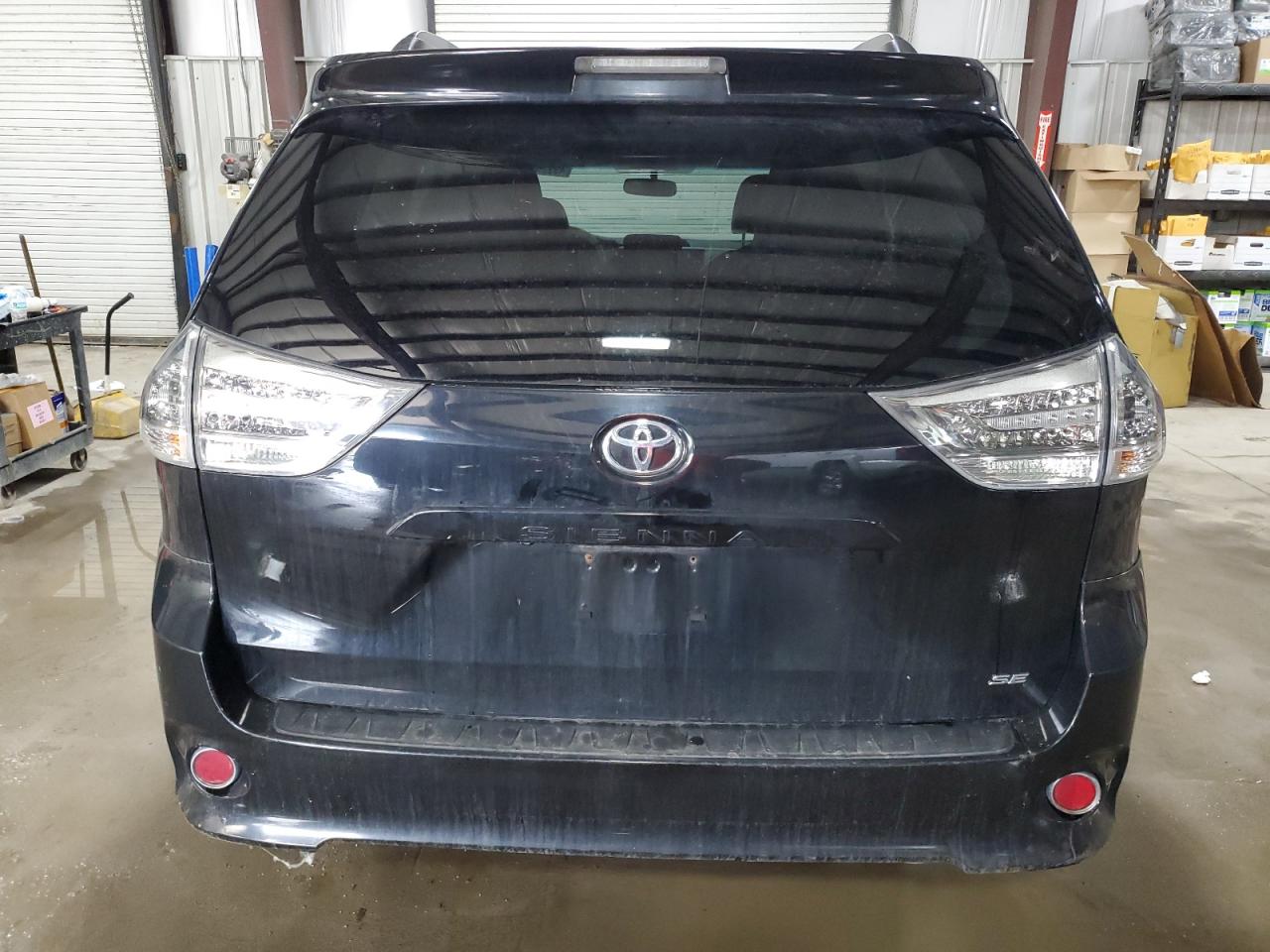 2013 Toyota Sienna - Image 6