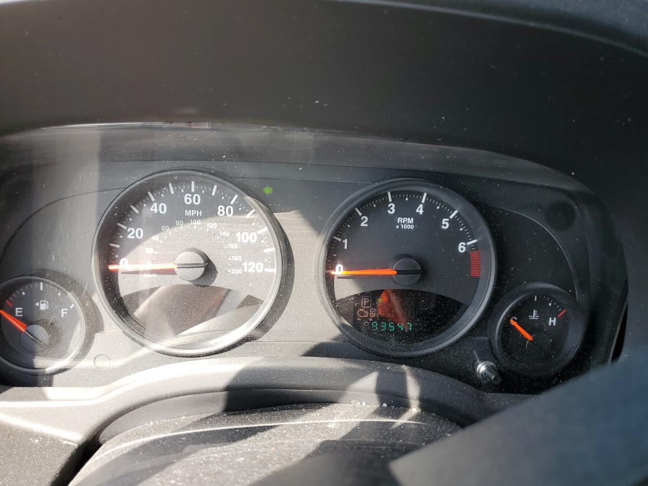 2013 Jeep Liberty (Patriot) - Image 9