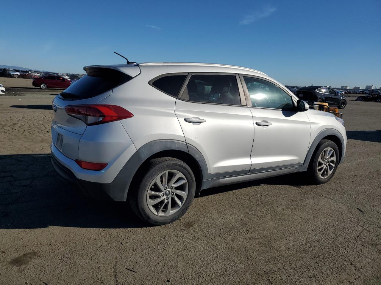 2016 Hyundai Tucson - Image 3