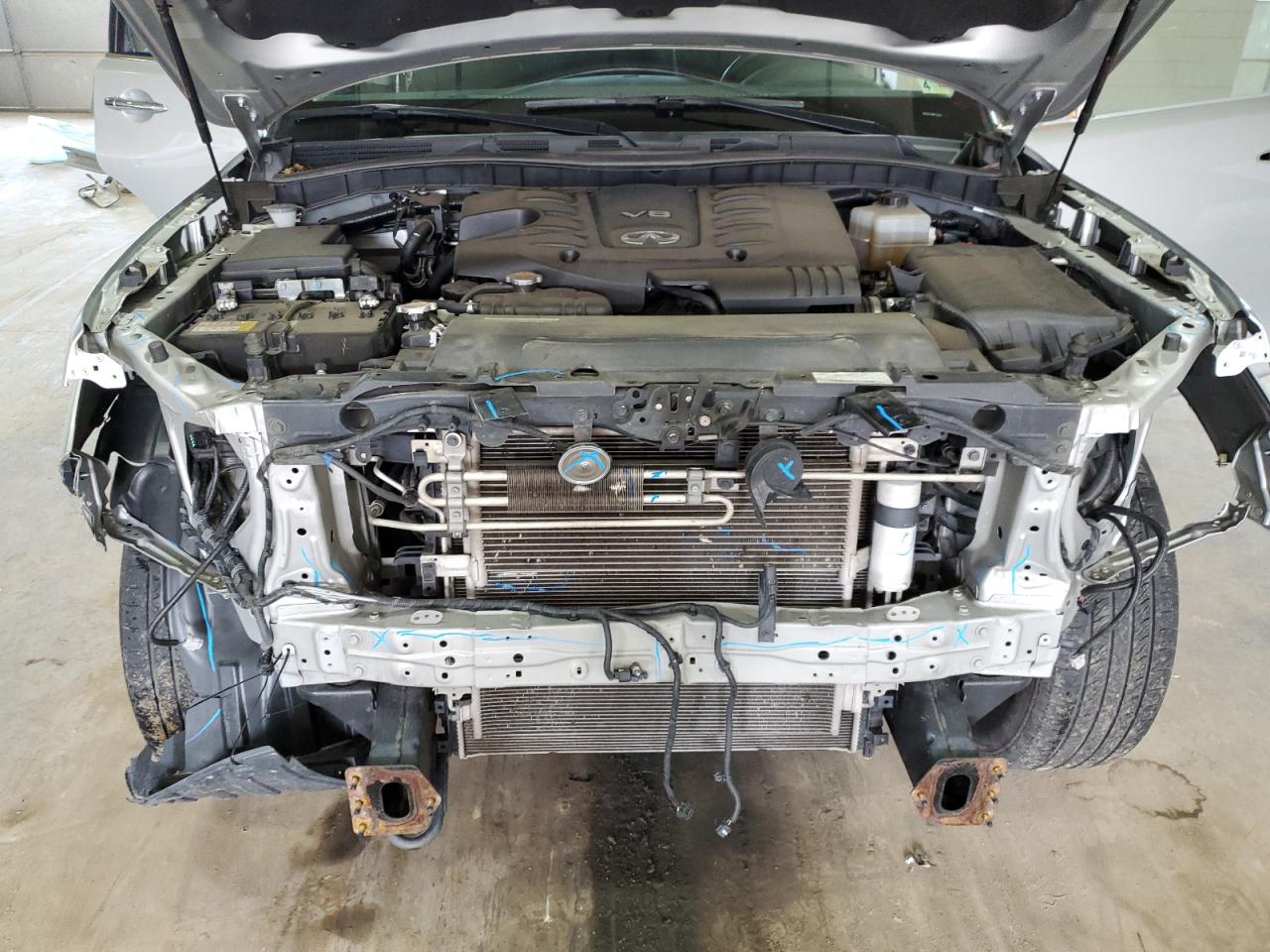 2021 Infiniti QX80 - Image 12