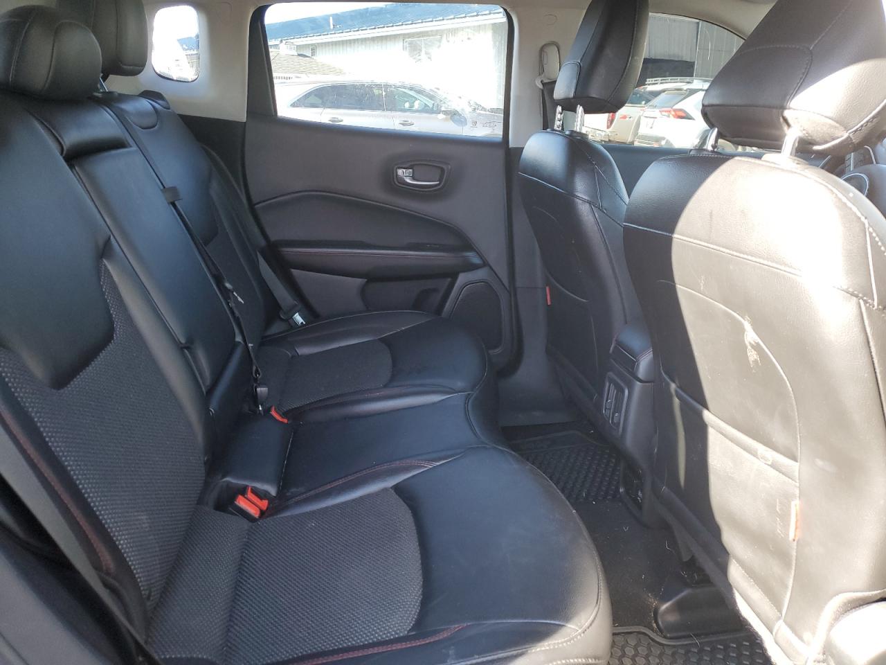 2021 Jeep Compass - Image 11