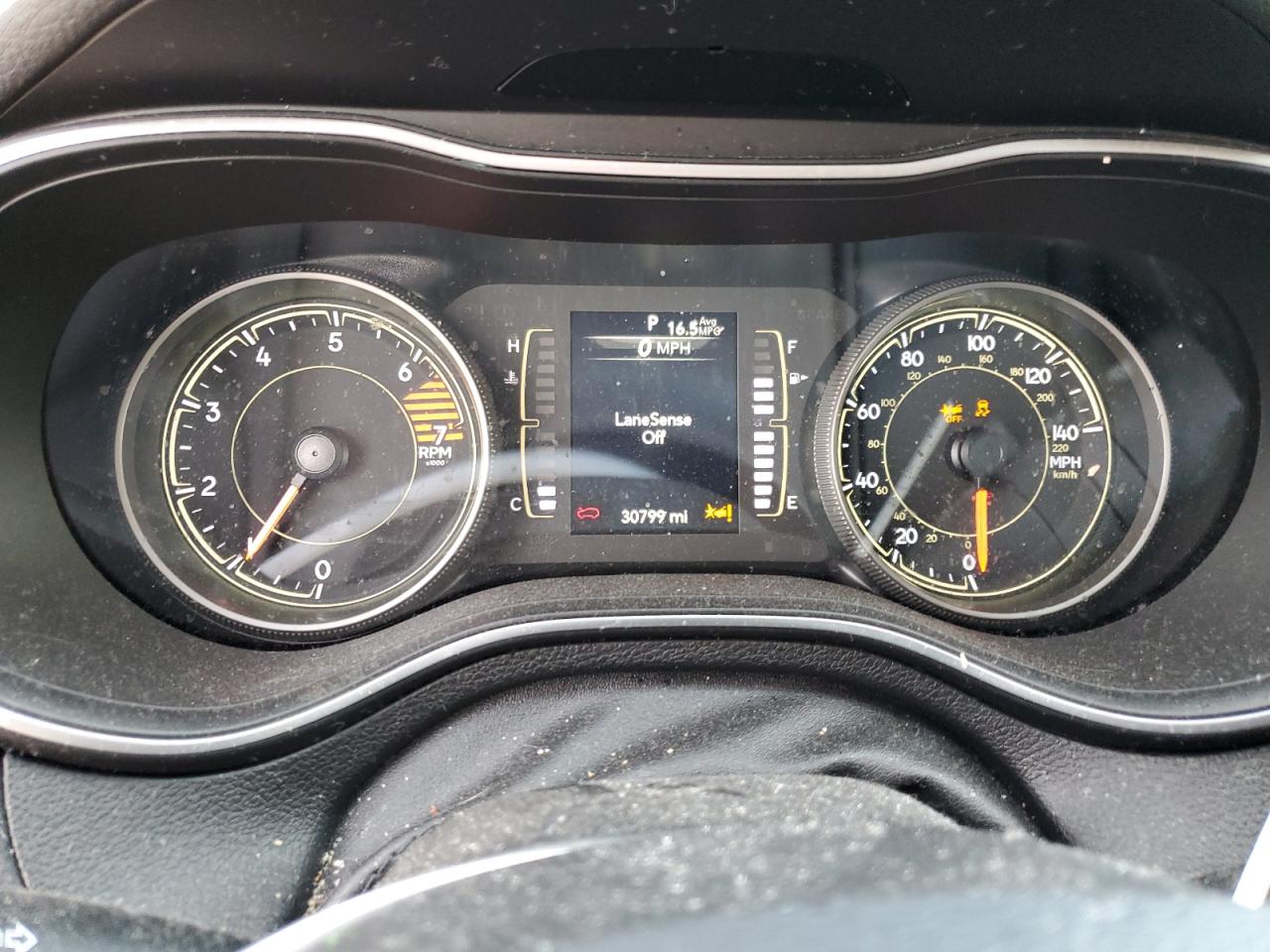 2021 Jeep Grand Cherokee - Image 9