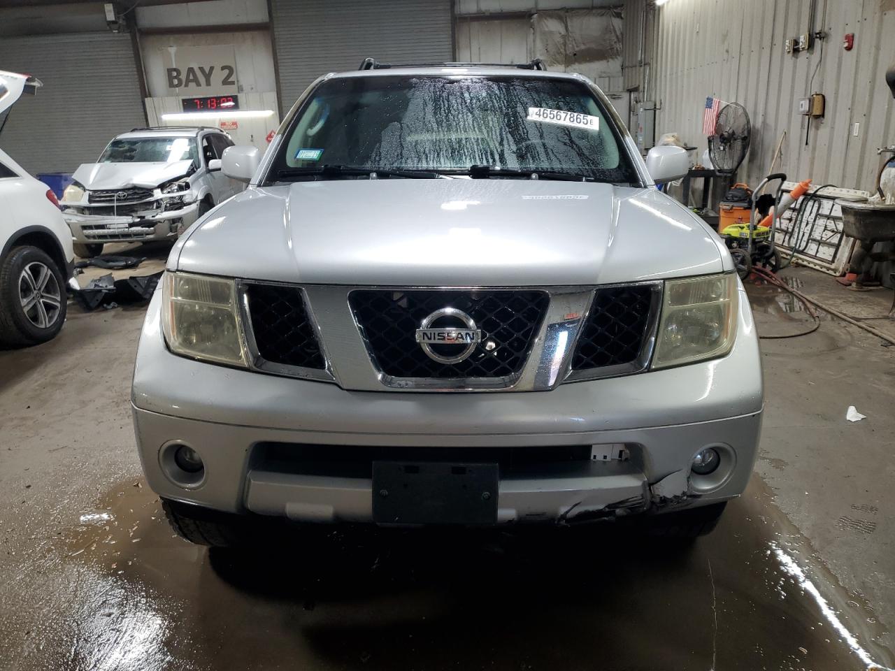 2005 Nissan Pathfinder - Image 5