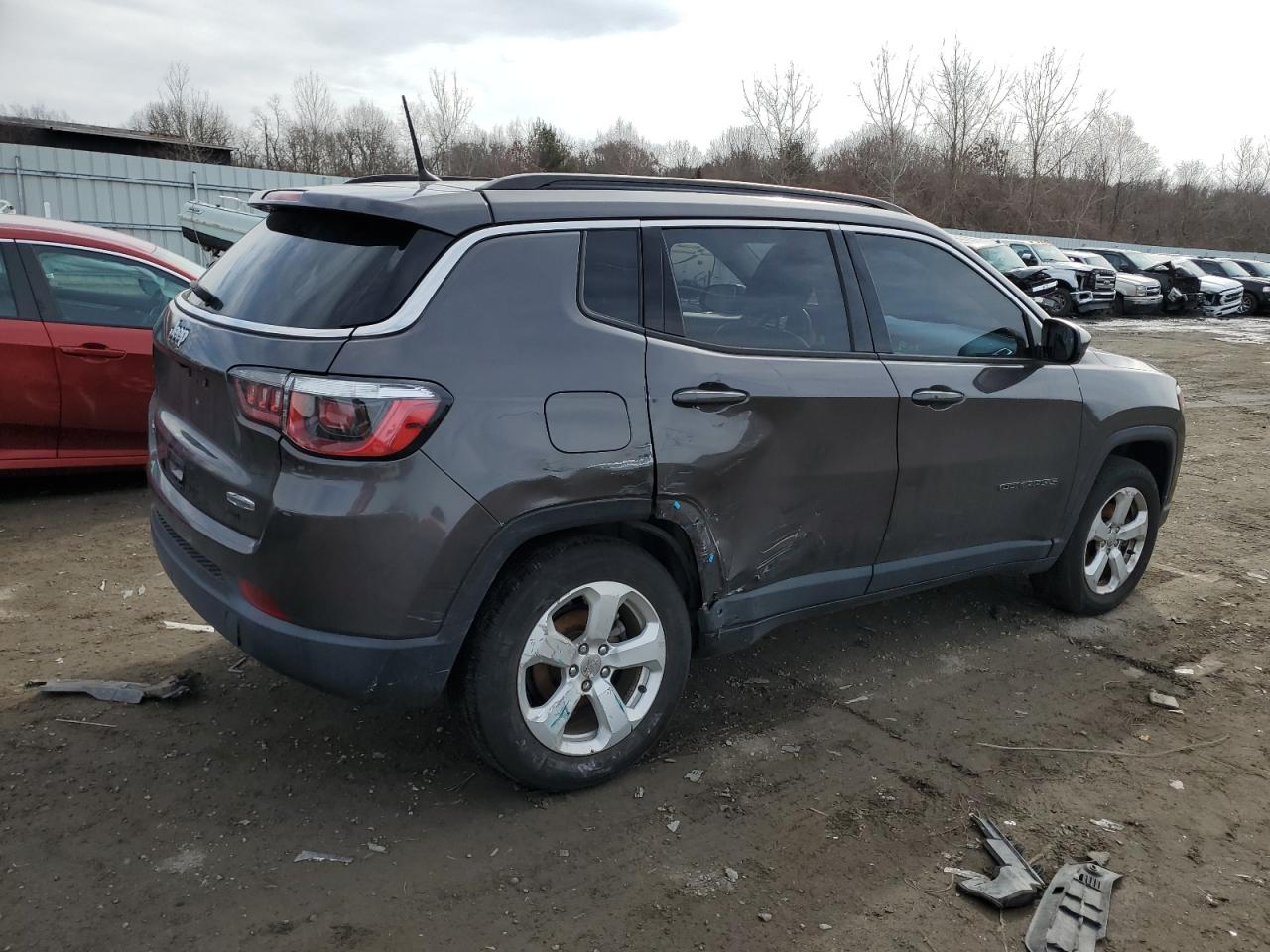 2018 Jeep Compass - Image 3