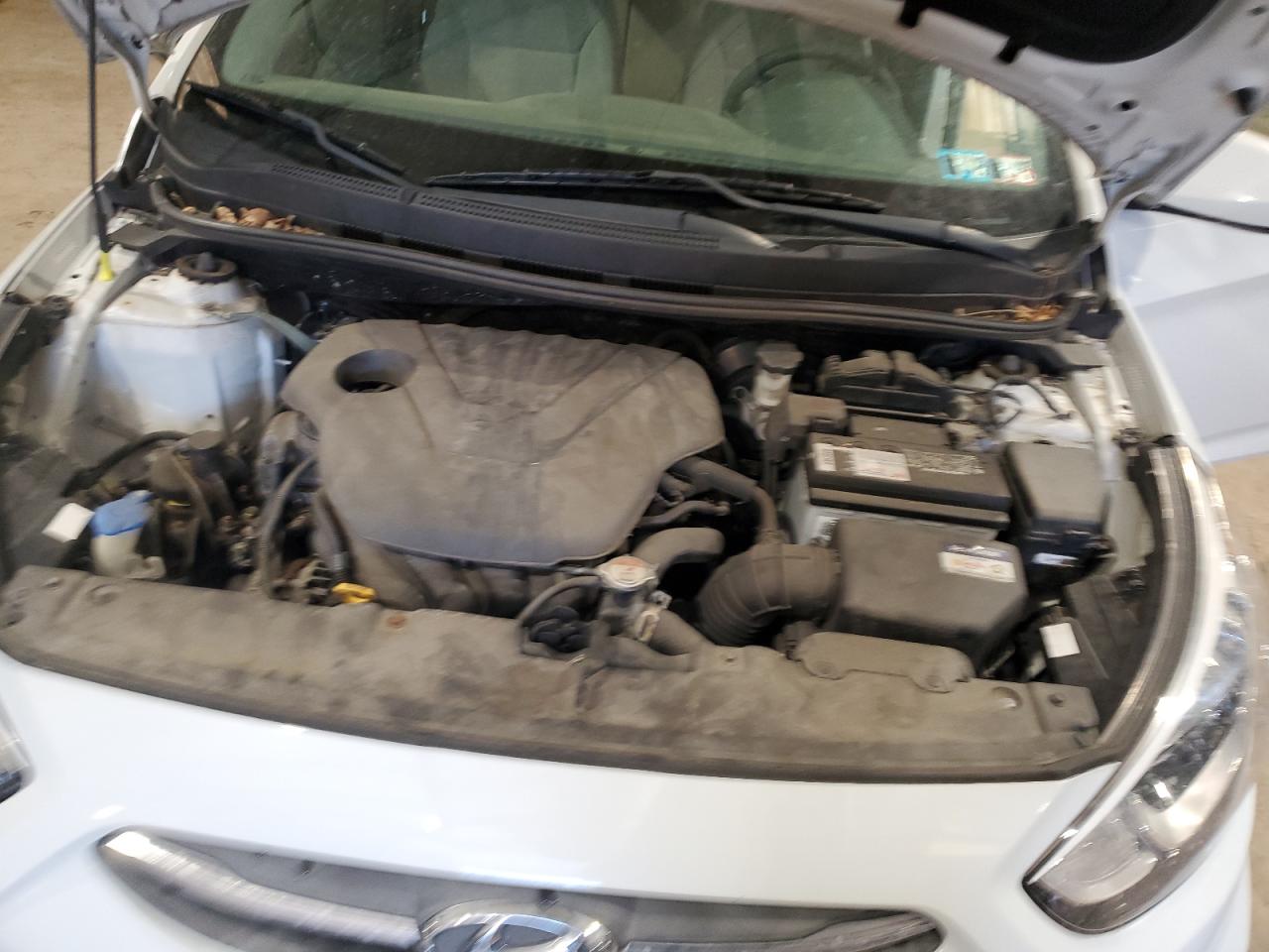 2017 Hyundai Accent - Image 11
