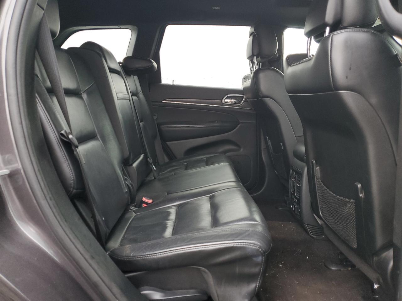 2018 Jeep Grand Cherokee - Image 10