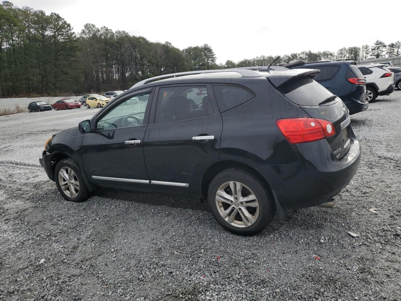 2012 Nissan Rogue - Image 2