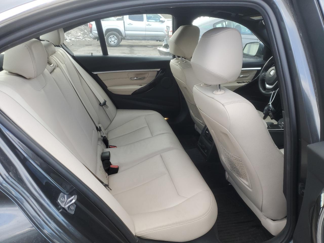 2017 BMW 3er - Image 10