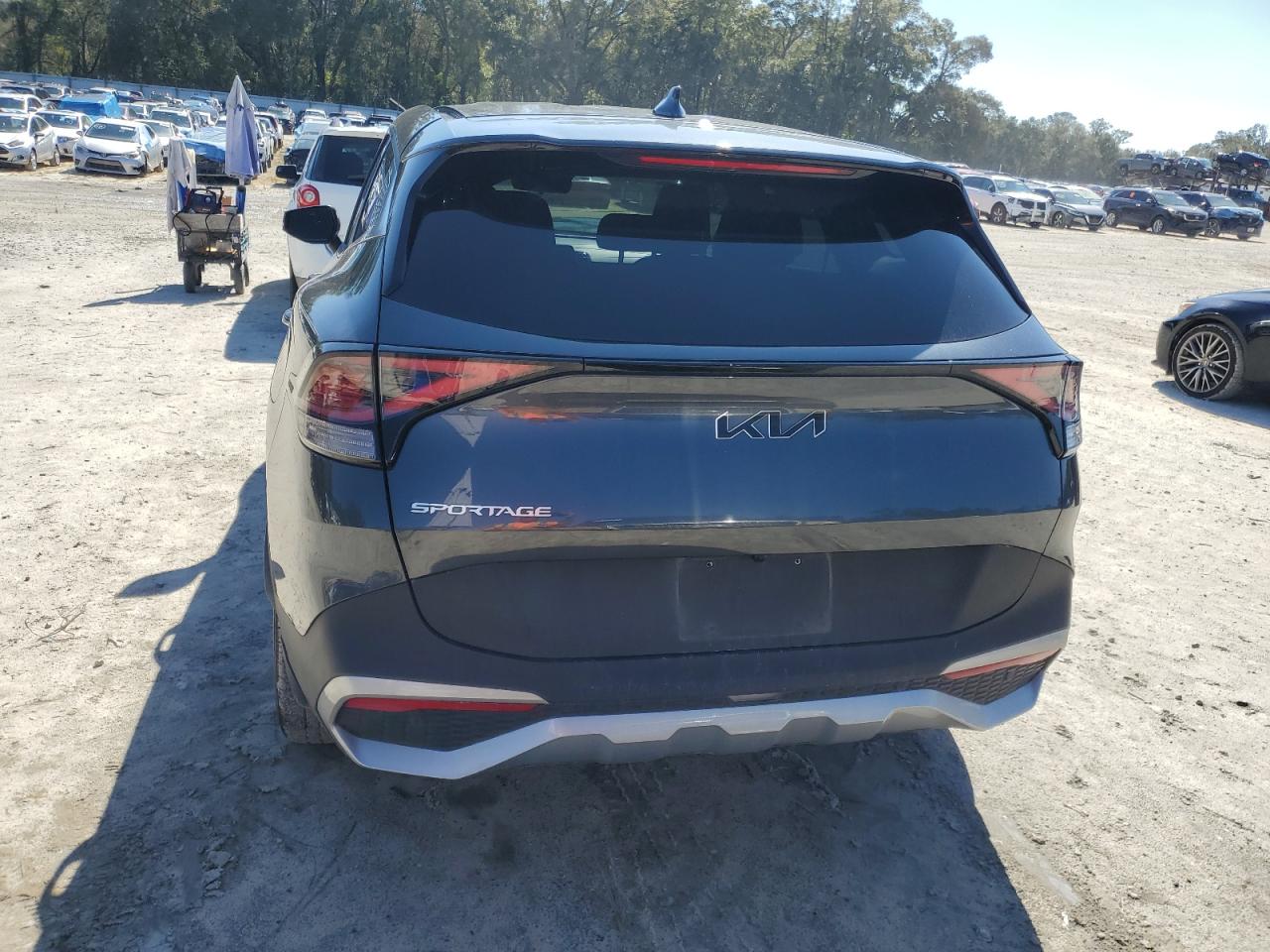 2023 Kia Sportage - Image 6