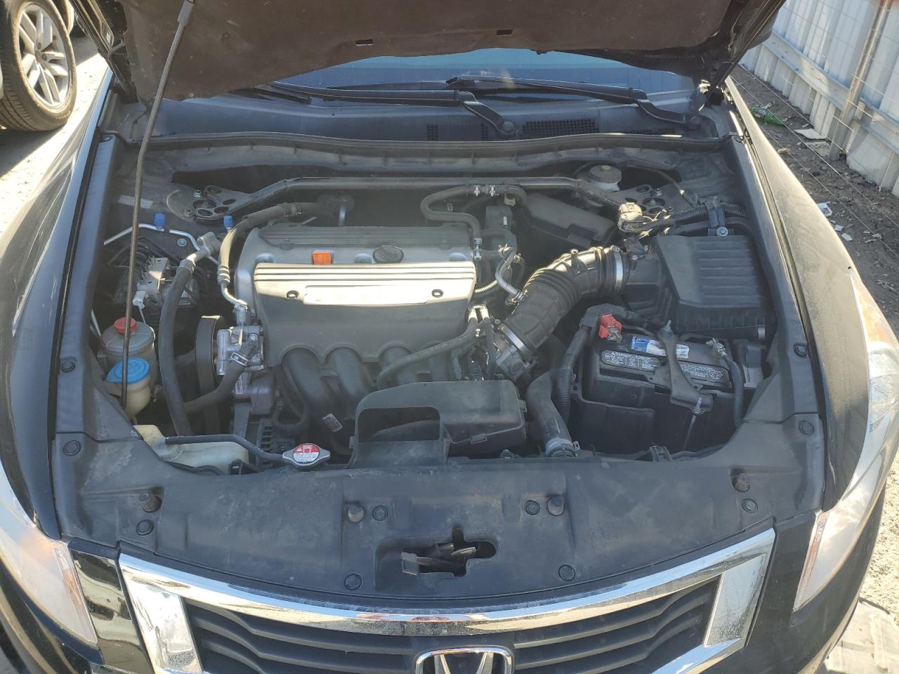 2009 Honda Accord - Image 12