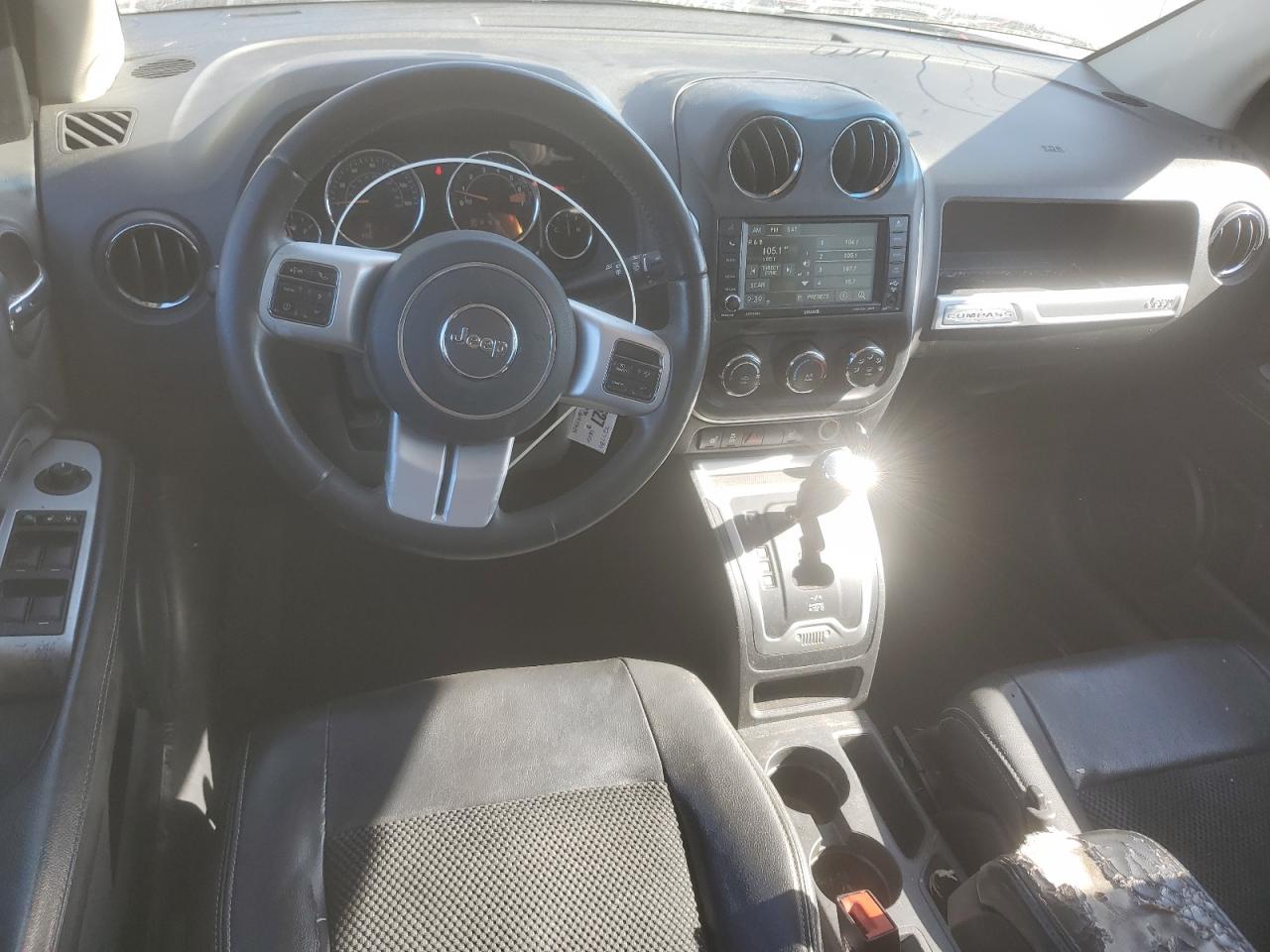 2014 Jeep Compass - Image 8