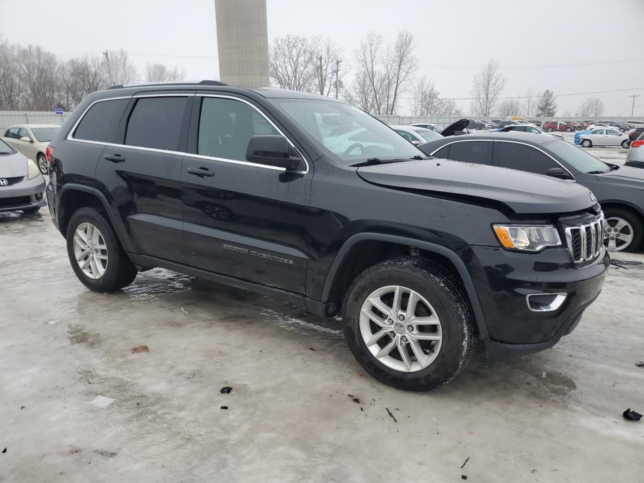 2017 Jeep Grand Cherokee - Image 4