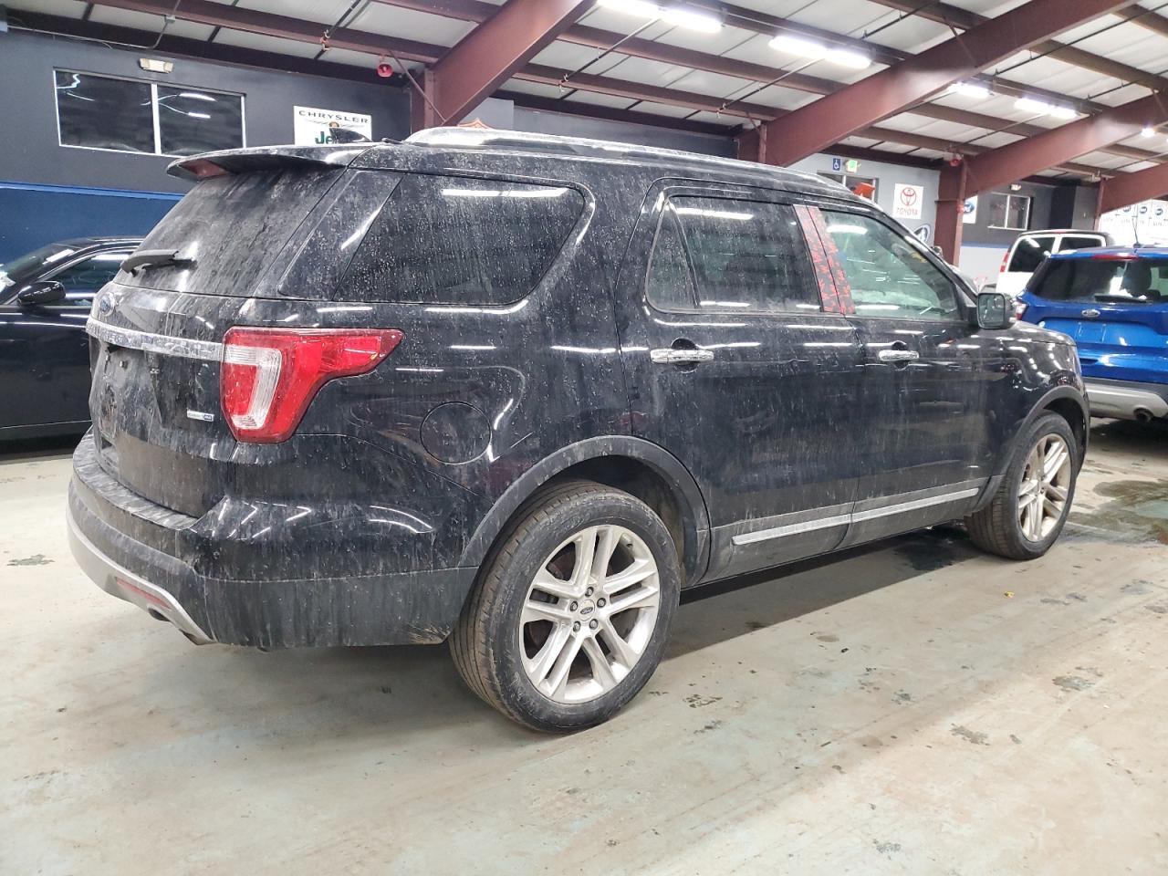 2016 Ford Explorer - Image 3