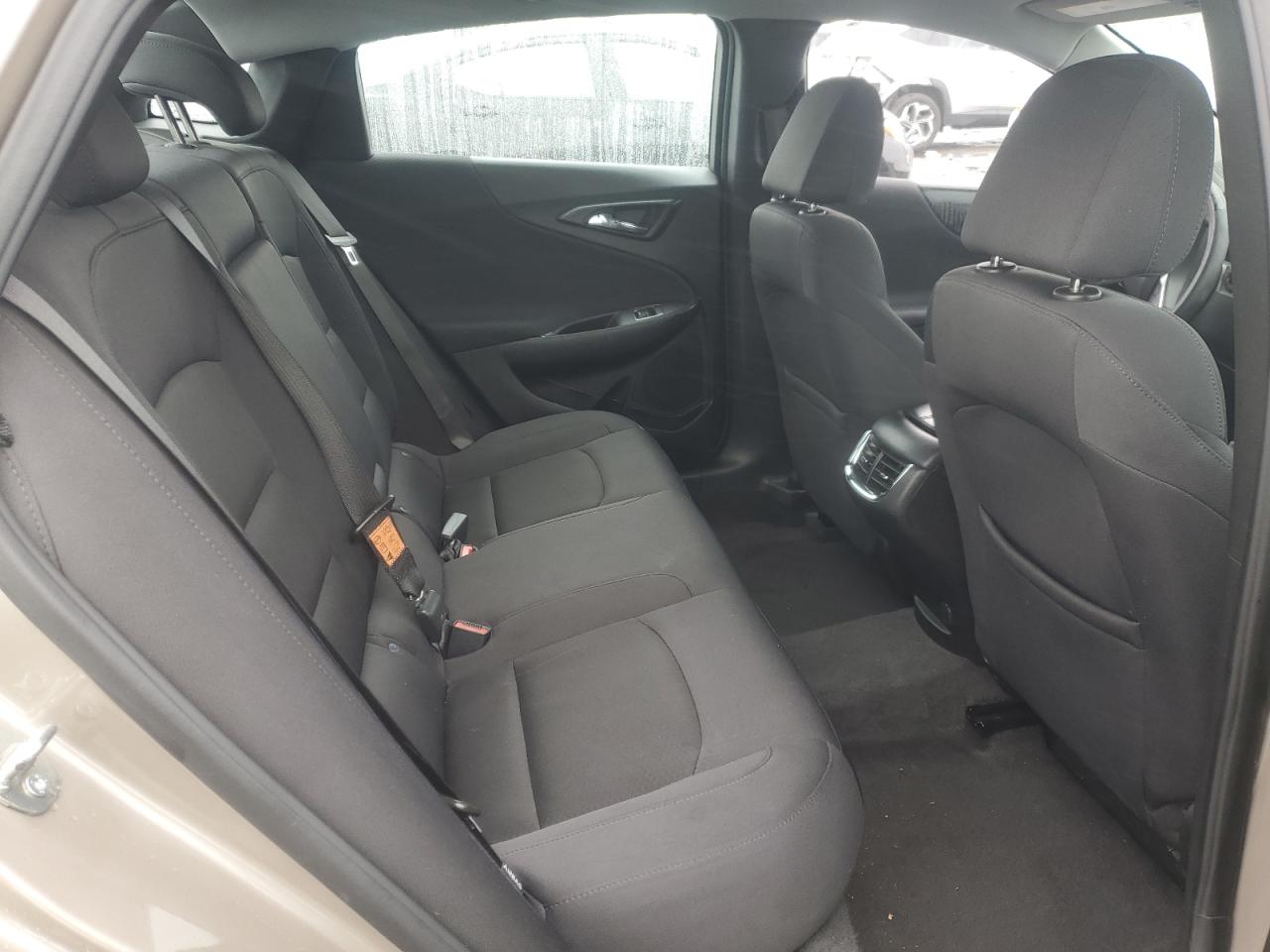 2022 Chevrolet Malibu - Image 10