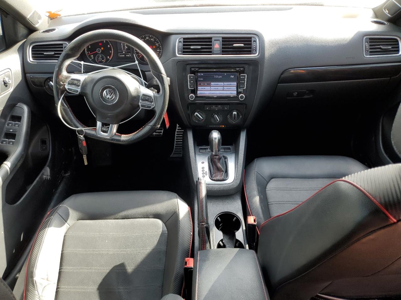 2014 Volkswagen Jetta - Image 8