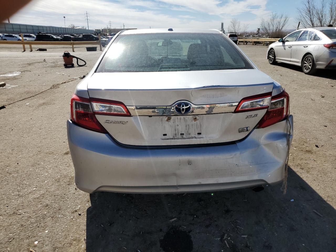 2014 Toyota Camry - Image 6