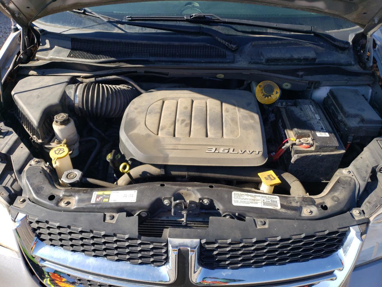 2014 Dodge Caravan - Image 12