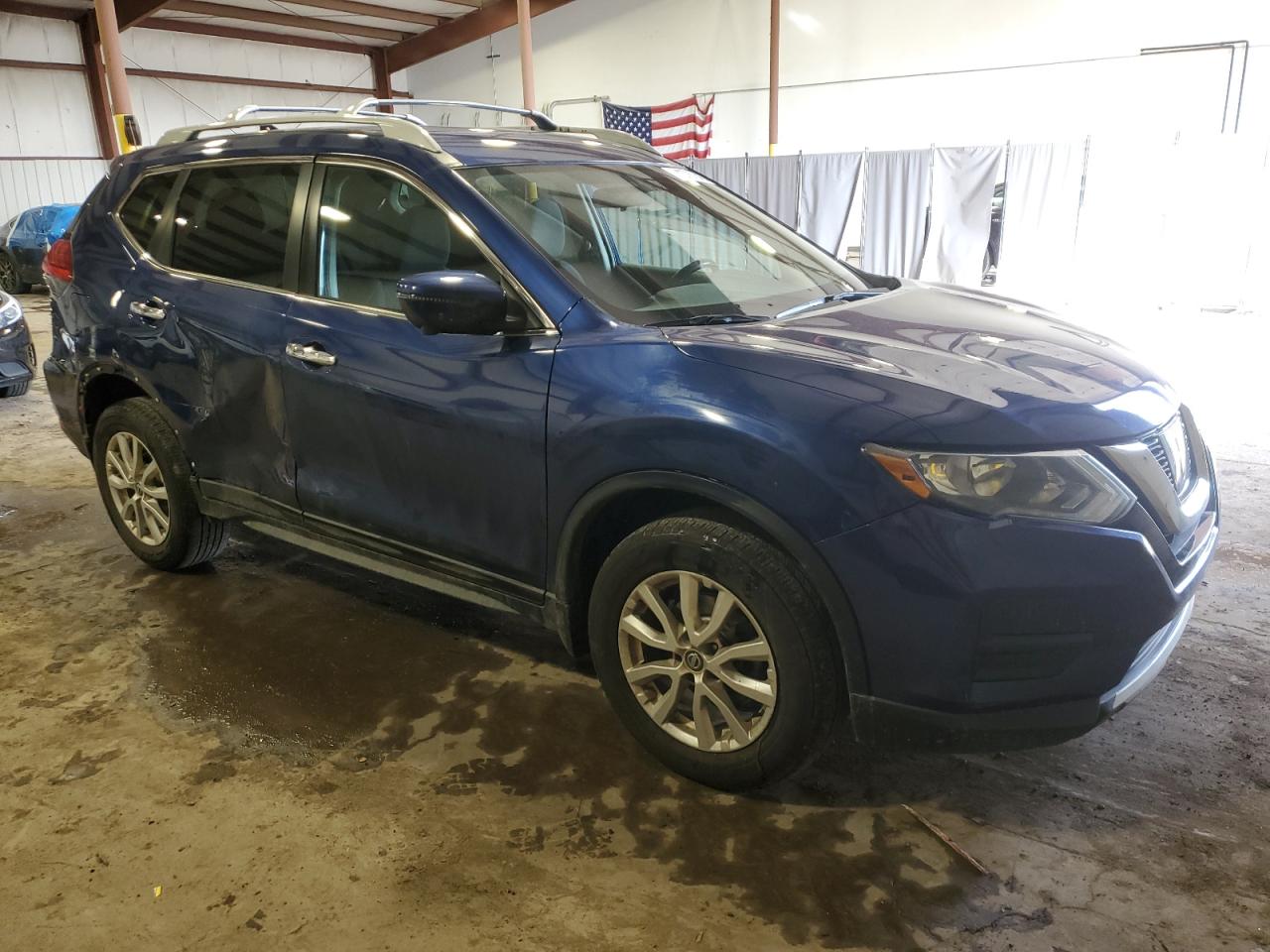 2017 Nissan Rogue - Image 4