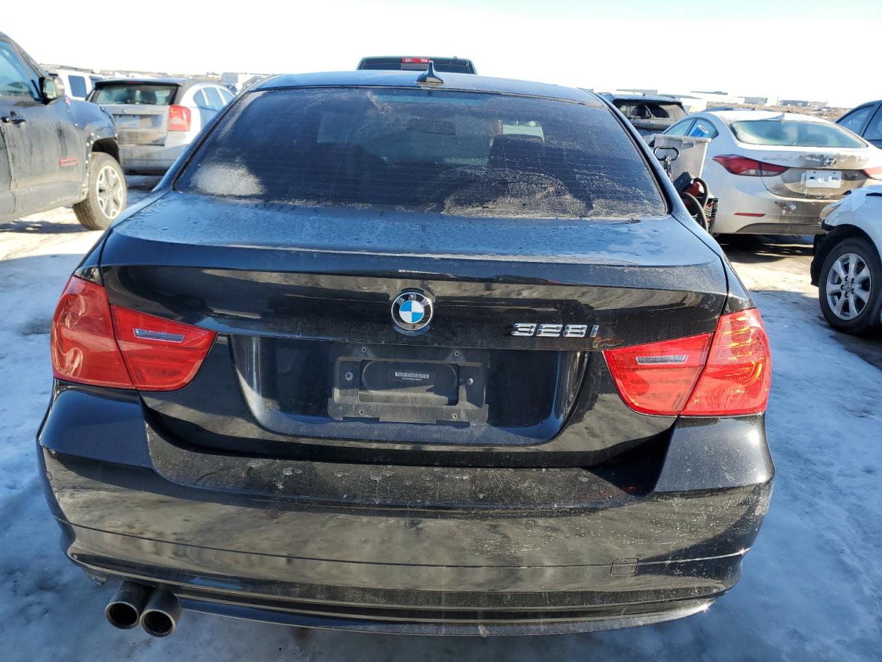 2011 BMW 328 Xi VIN: WBAPK7C59BF083627 Lot: 46438685