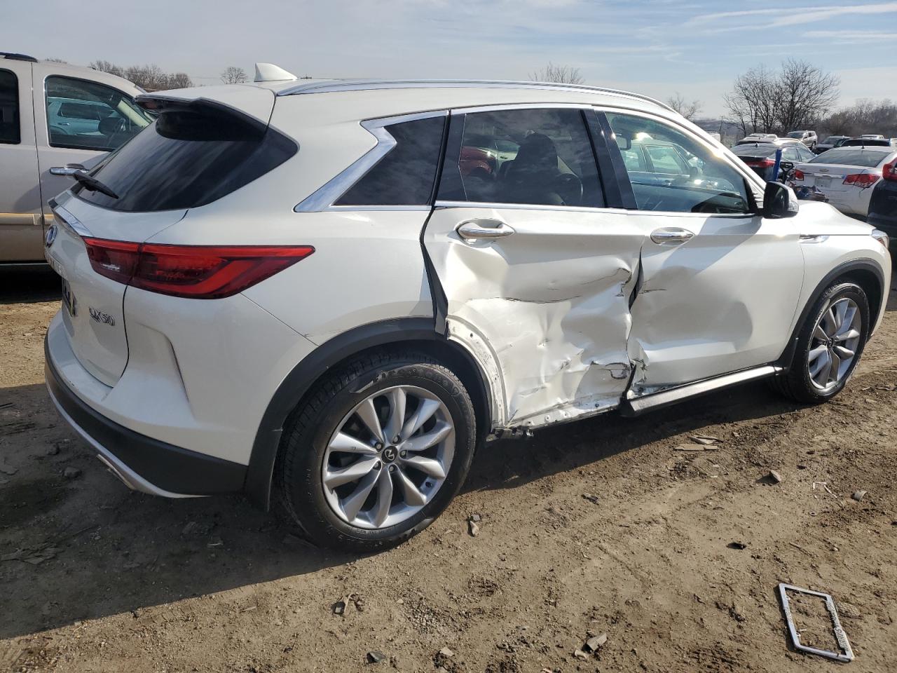 2021 Infiniti QX50 - Image 3