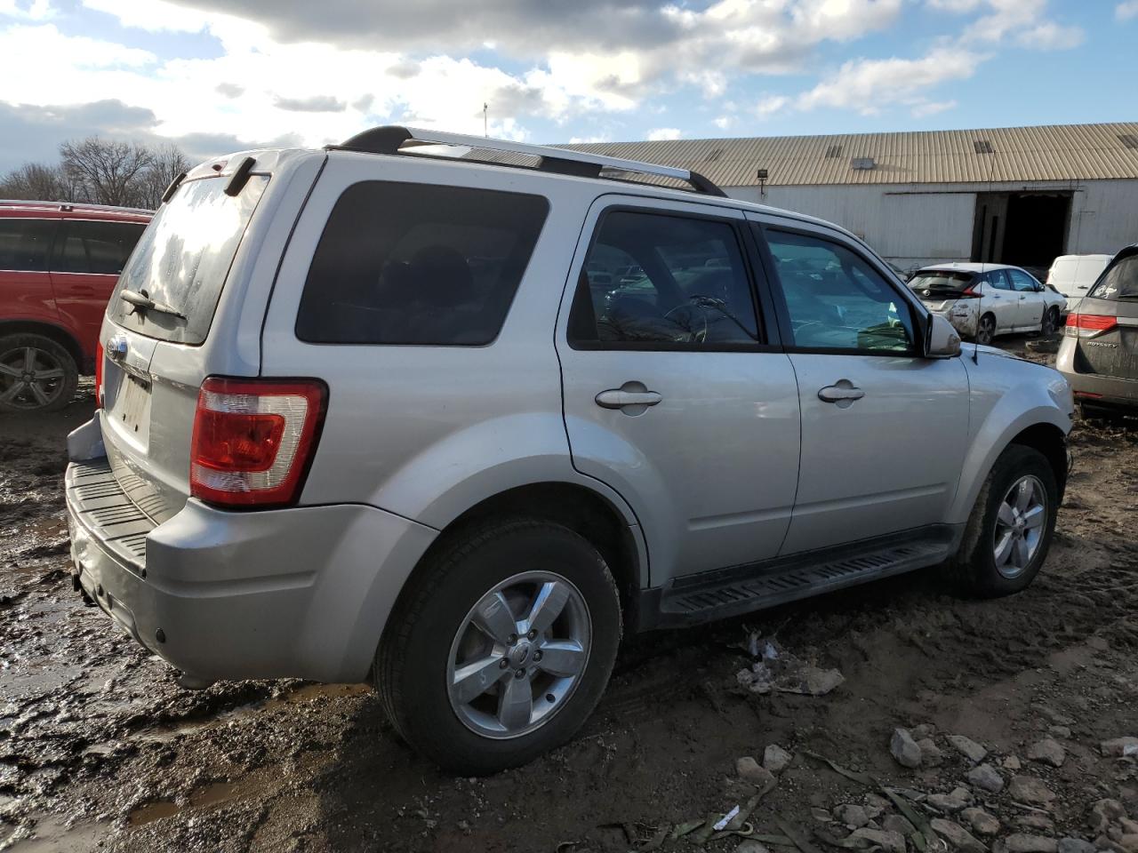2009 Ford Escape - Image 3