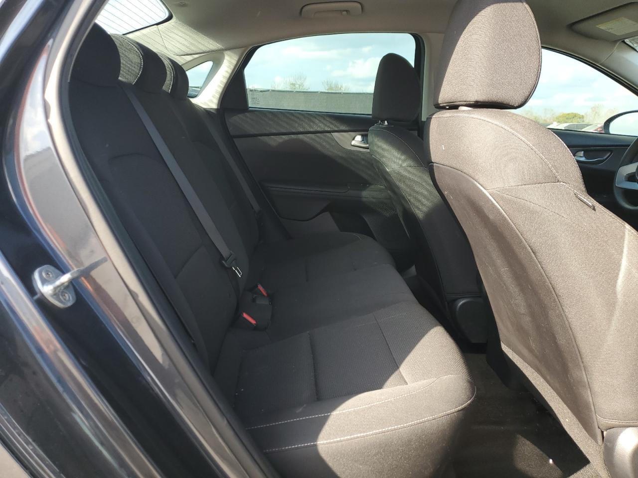 2019 Kia Forte - Image 10