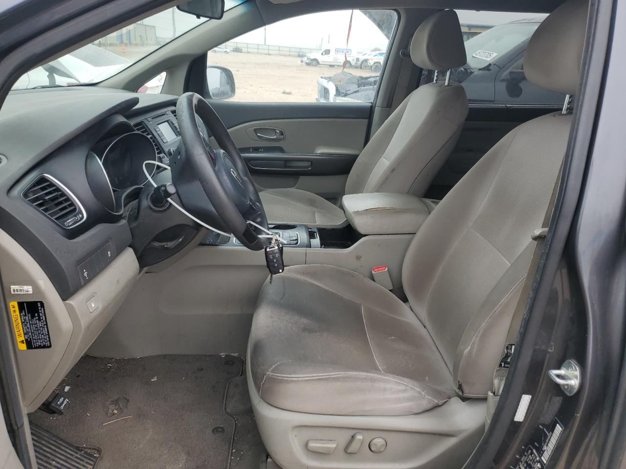 2015 Kia Sedona - Image 7
