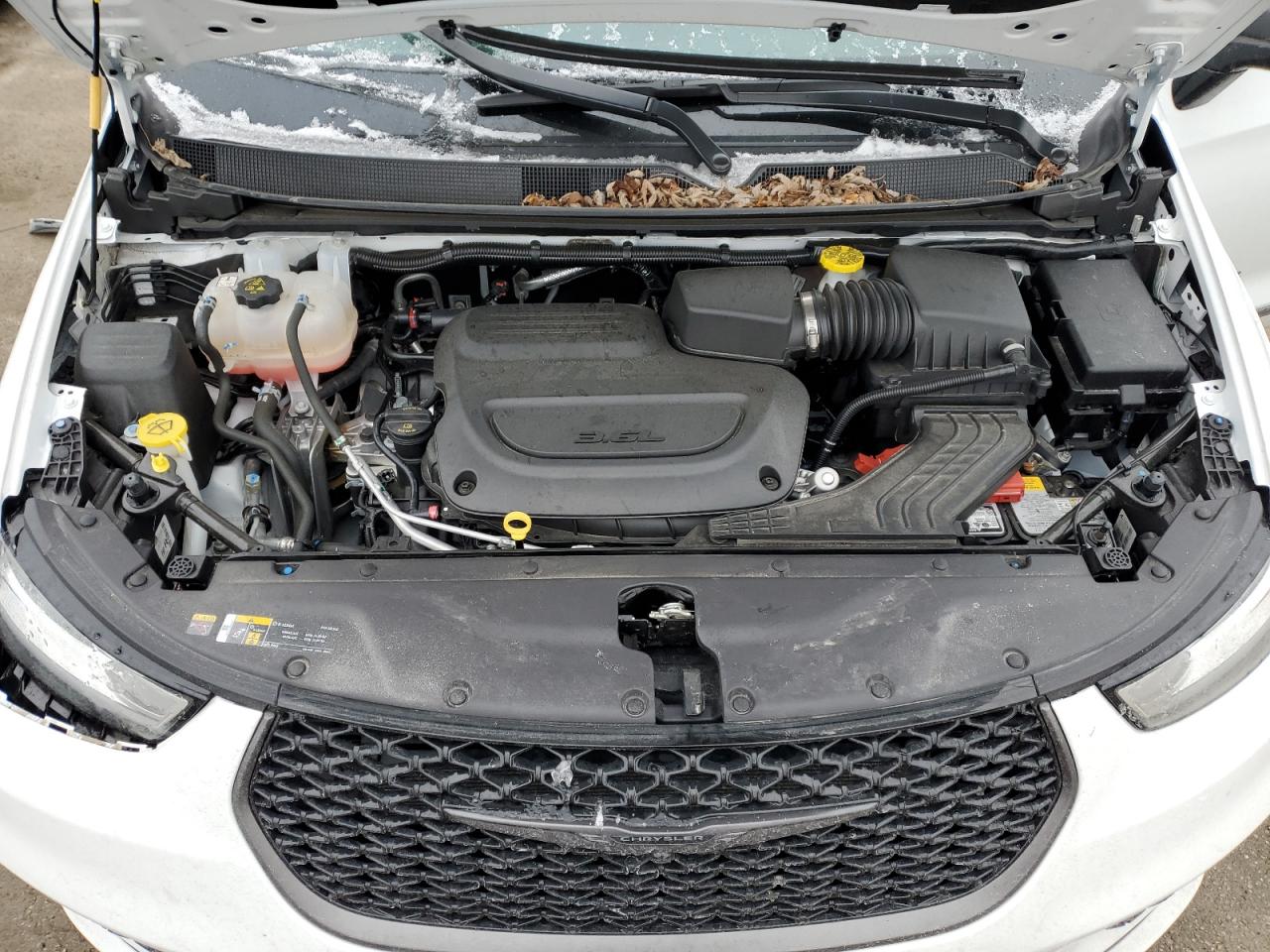 2024 Chrysler Pacifica Touring L VIN: 2C4RC1BG6RR126431 Lot: 46989475