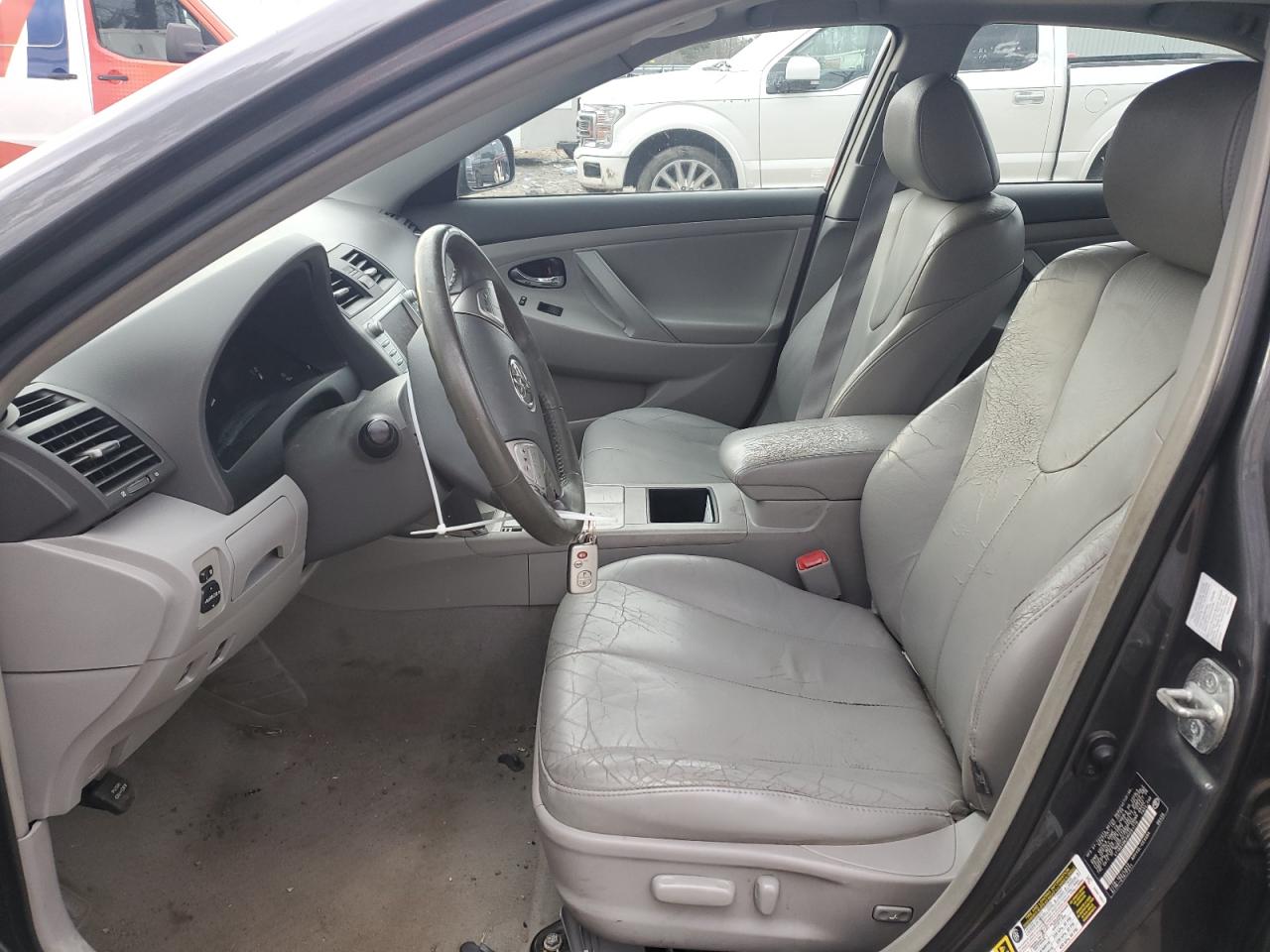 2009 Toyota Camry - Image 7