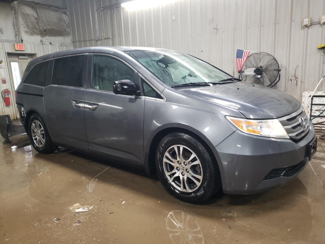 2012 Honda Odyssey - Image 4