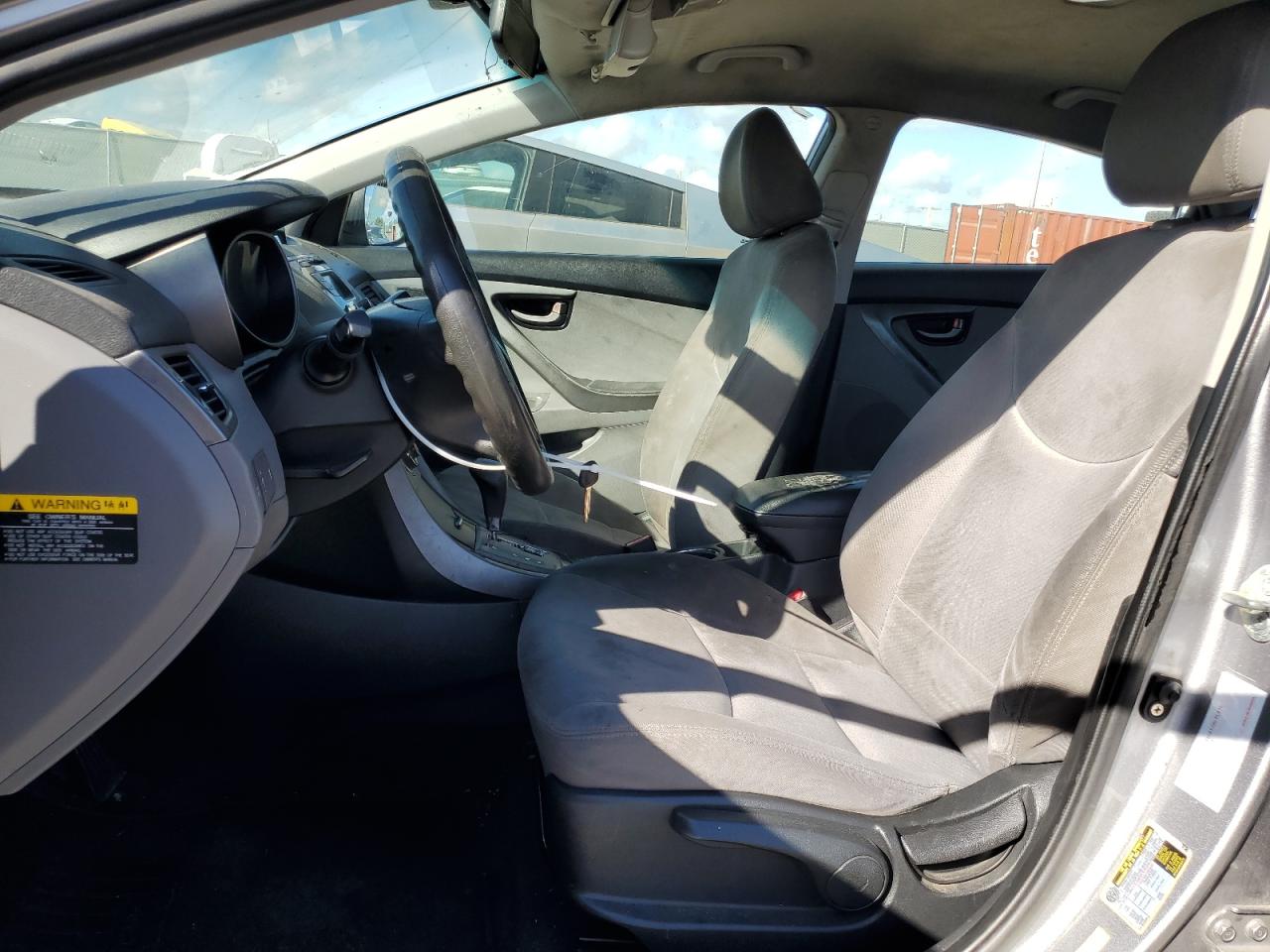 2013 Hyundai Elantra - Image 7