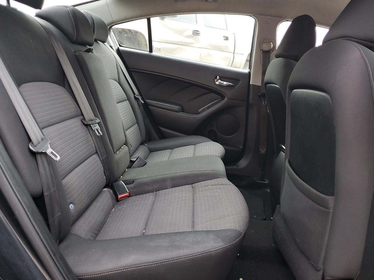 2014 Kia Forte - Image 10